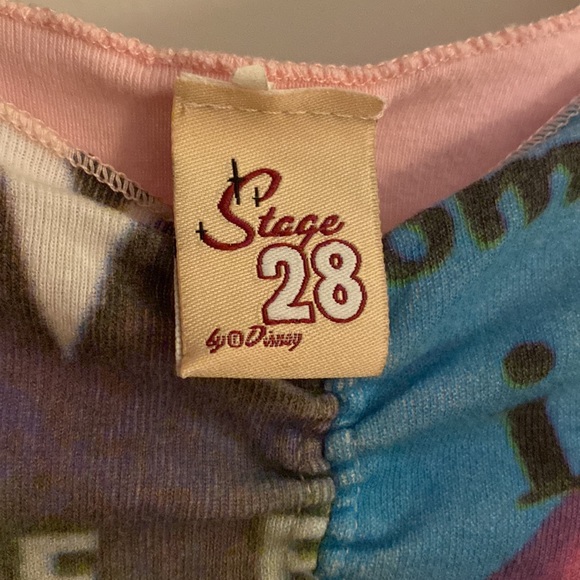 Vintage Alice in Wonderland Tee. 💕 gently Preowned. Size appears as L/XL - Picture 5 of 6